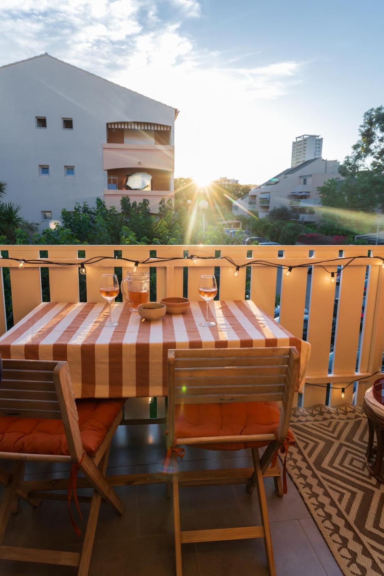 Appart Cosy, Piscine, Clim, Parking Prive - Proche Plage - Arrivee Autonome - Lit Queen Size 滨海拉塞讷 外观 照片