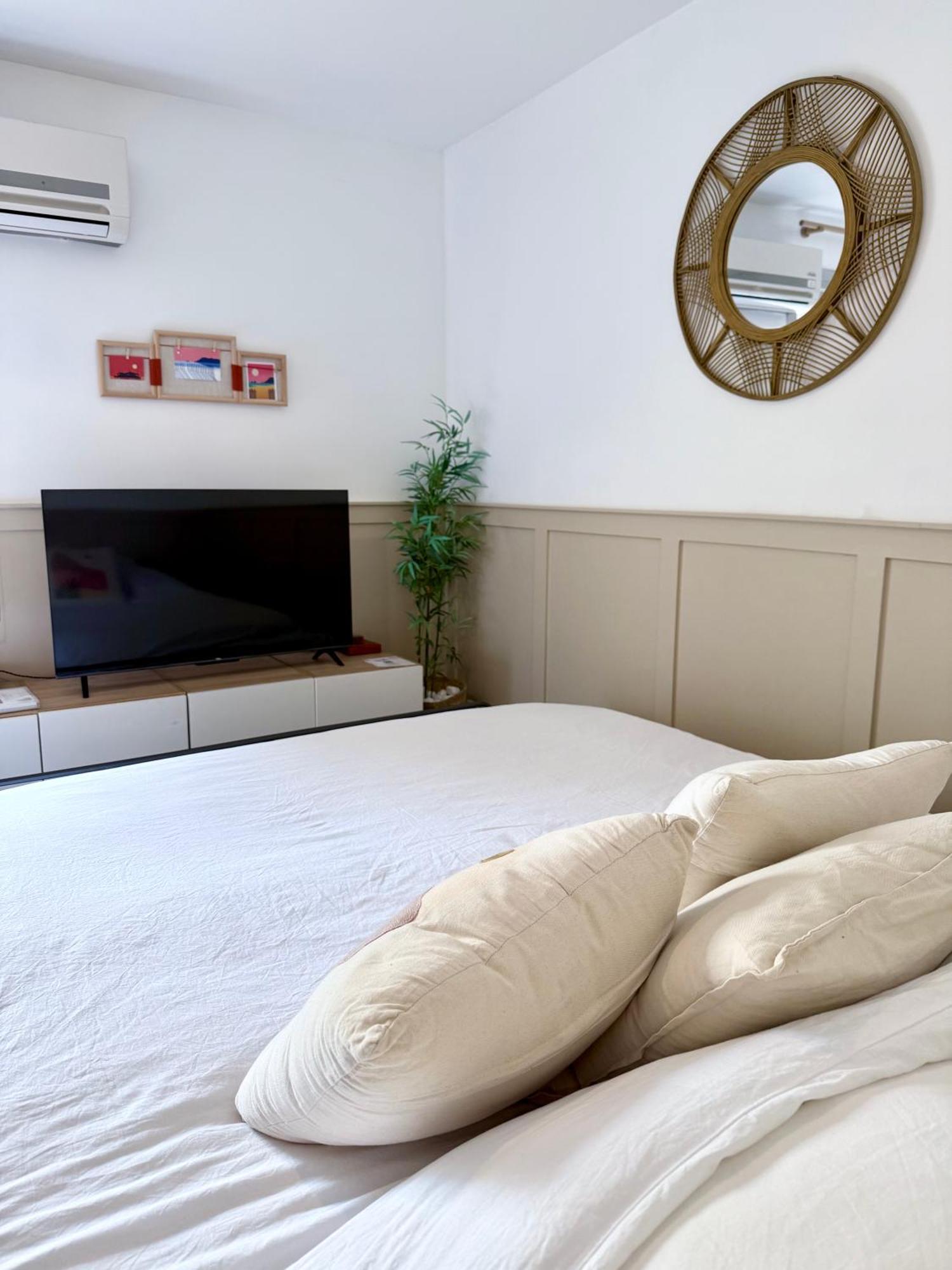 Appart Cosy, Piscine, Clim, Parking Prive - Proche Plage - Arrivee Autonome - Lit Queen Size 滨海拉塞讷 外观 照片